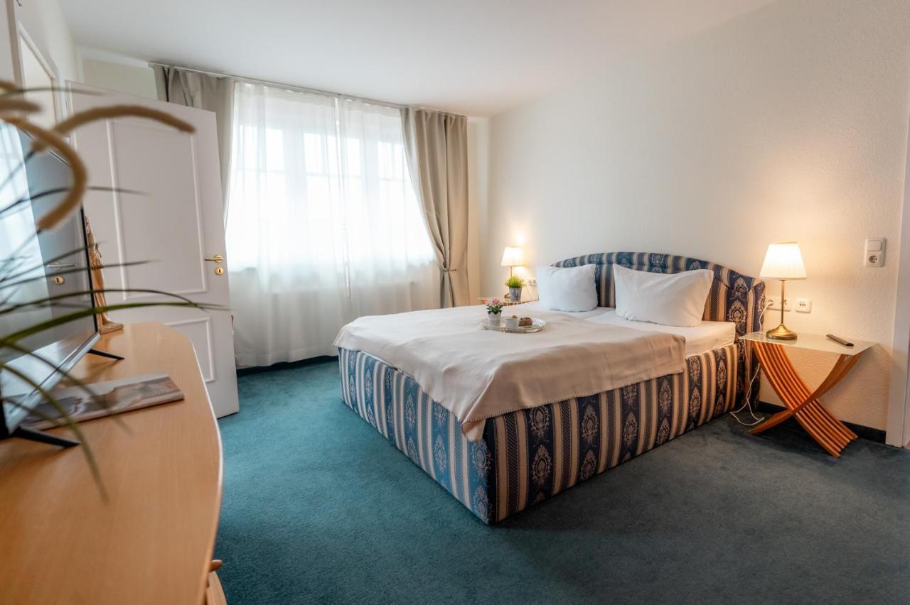 Villa Duene Mit Grosser Sonnenterrasse, Kamin, Wlan Und Tiefgarage Fuer 2-4 Personen Ostseebad Kühlungsborn 外观 照片